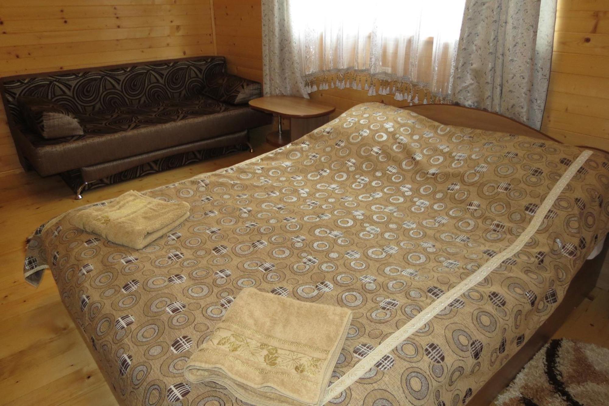 טטאריב Bilyy Kamin Guest House חדר תמונה