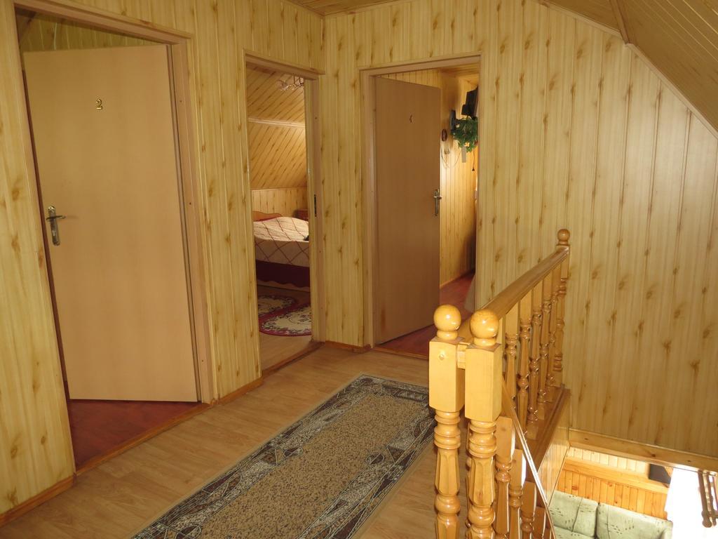 טטאריב Bilyy Kamin Guest House מראה חיצוני תמונה