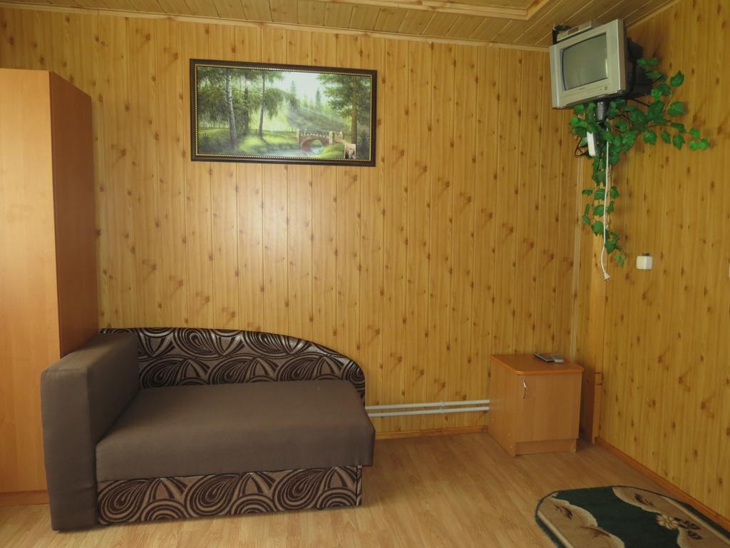 טטאריב Bilyy Kamin Guest House מראה חיצוני תמונה