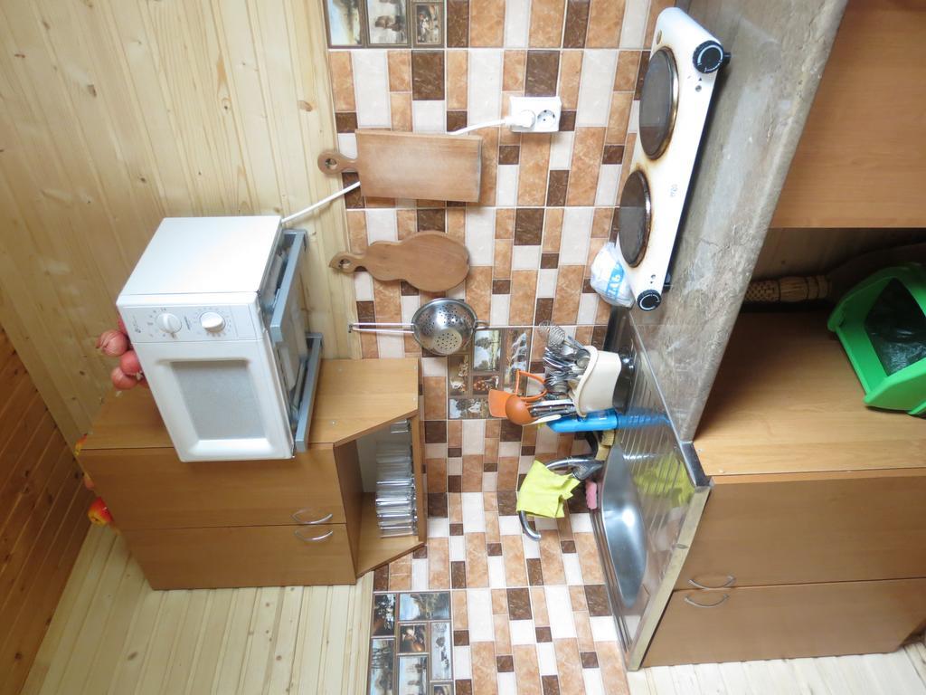 טטאריב Bilyy Kamin Guest House מראה חיצוני תמונה